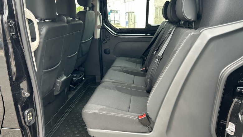 Renault Trafic Lwb Diesel LL30 Blue dCi 150 Extra Sport [Safety] Crew Van